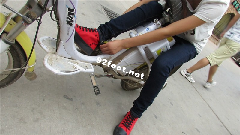 G1374 ѧ�ð��� ������[00_07_51][20160808-140225-0].JPG