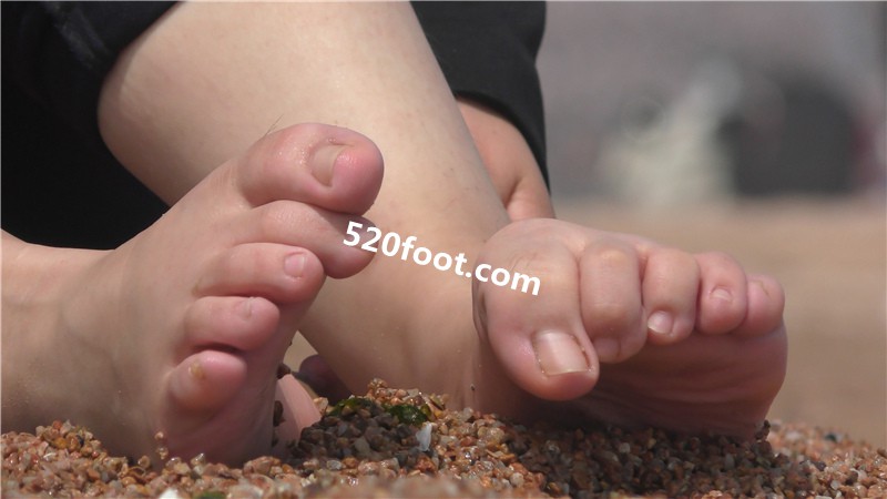 G2458 4K���� ɳ̲����[00_01_37][20170502-171316-1].JPG