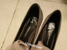 ��¥�������ҵ���Ь������