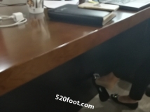 ��Ůͬ�¿���һ��������Ьɹ�ţ��°໻Ь���ˣ��ú��������Ь