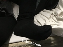 �������̵�����̫���ˣ�С����һ����Ь�ڻ���ʪ��ģ�����ζ