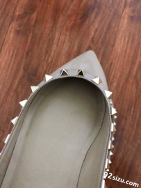 ����Ьϵ�С���������ϵ���˫��Ь�����˰���